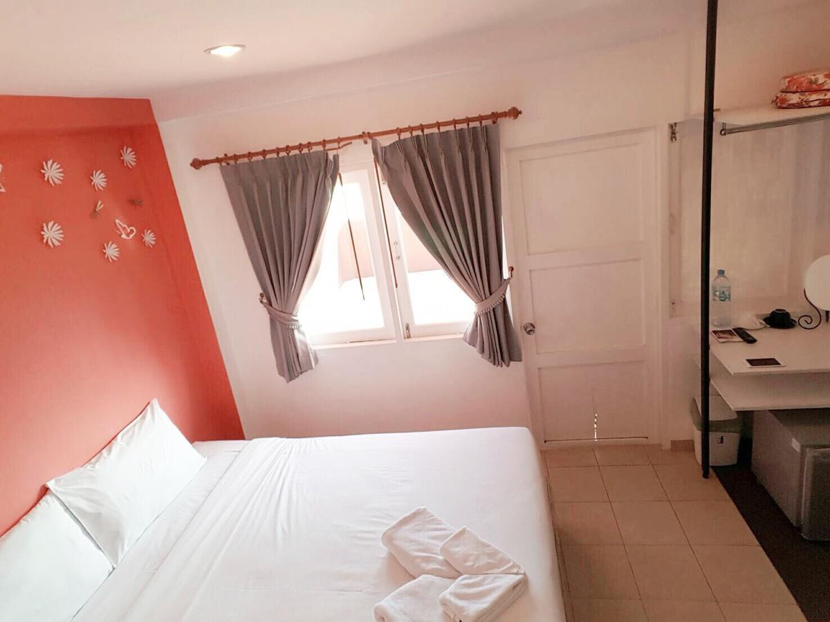 Blue Moon Hotel Hua Hin Dış mekan fotoğraf